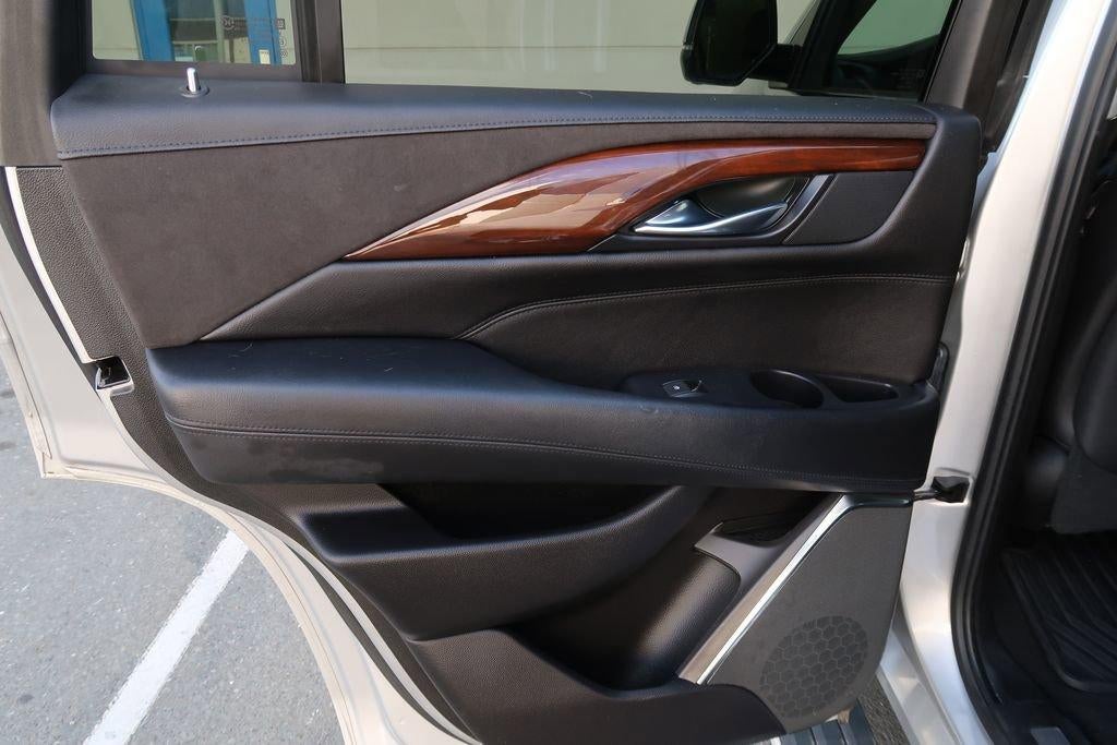 2018 Cadillac Escalade 4WD 4dr Premium Luxury