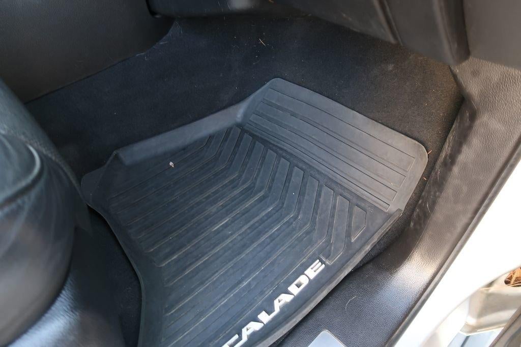 2018 Cadillac Escalade 4WD 4dr Premium Luxury