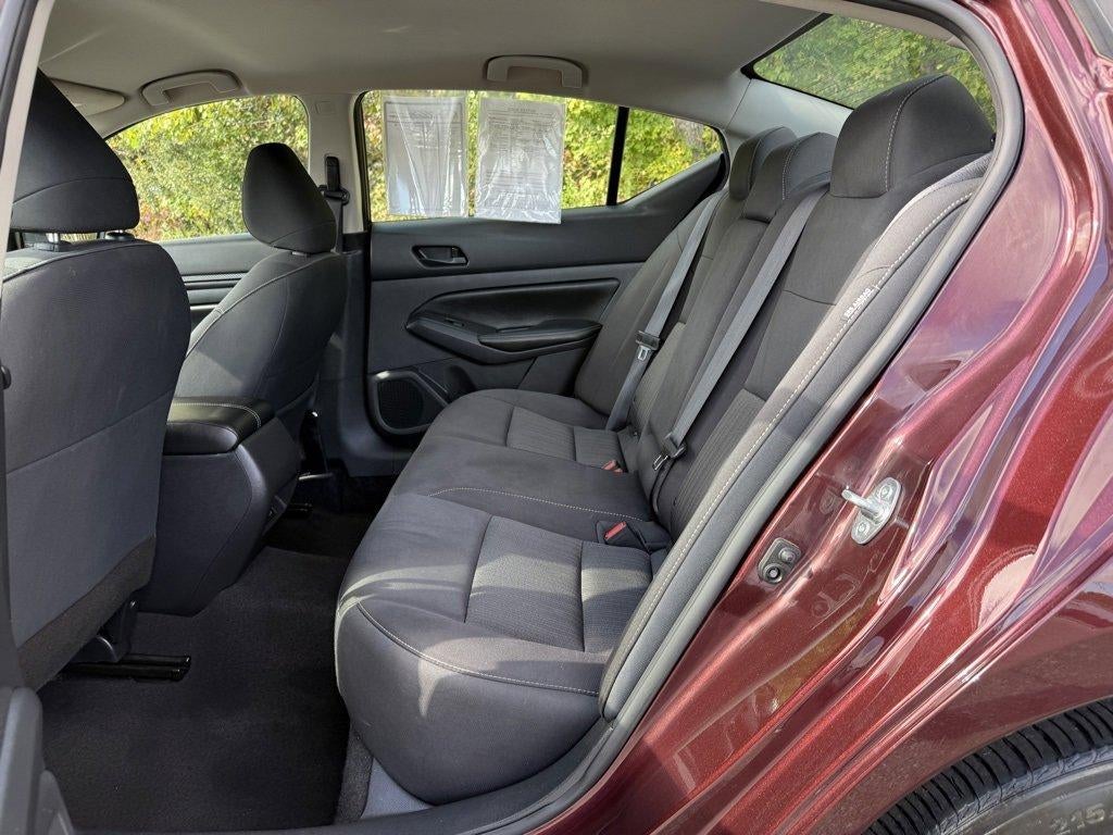 2024 Nissan Altima 2.5 SV Sedan