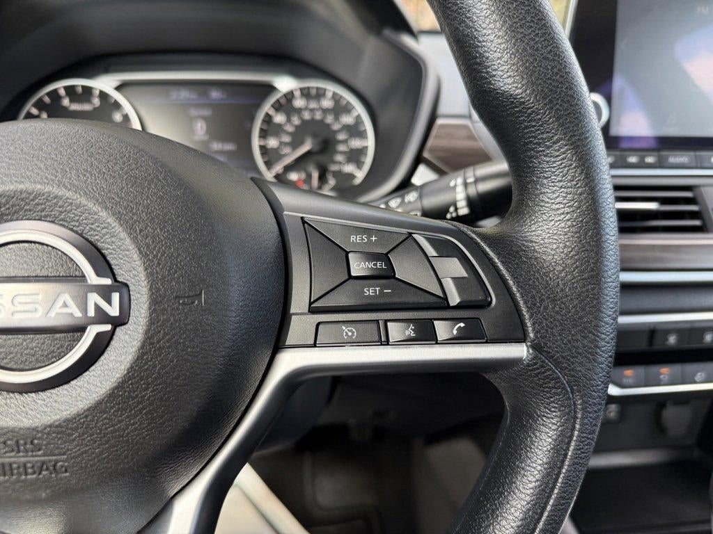 2024 Nissan Altima 2.5 SV Sedan