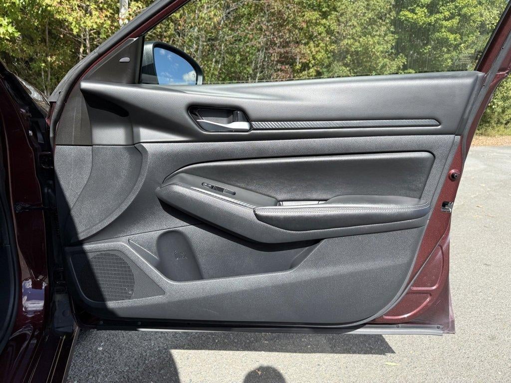 2024 Nissan Altima 2.5 SV Sedan