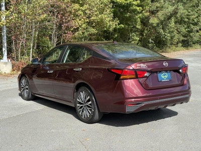 2024 Nissan Altima 2.5 SV Sedan