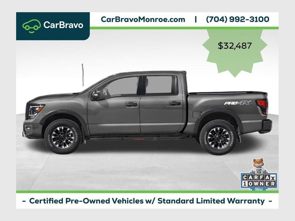 2021 Nissan TITAN 4x4 Crew Cab SV
