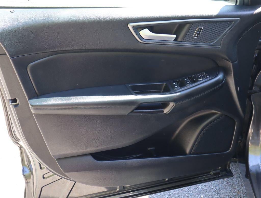 2020 Ford Edge SE FWD