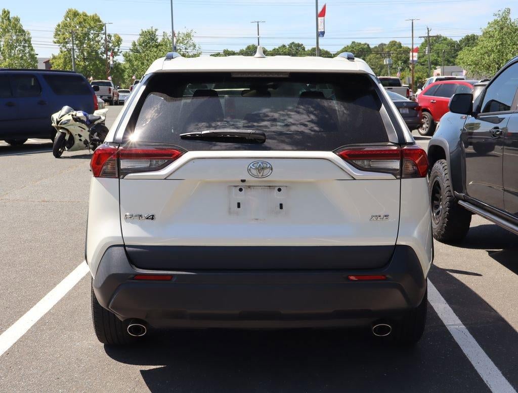 2021 Toyota RAV4 XLE Premium FWD