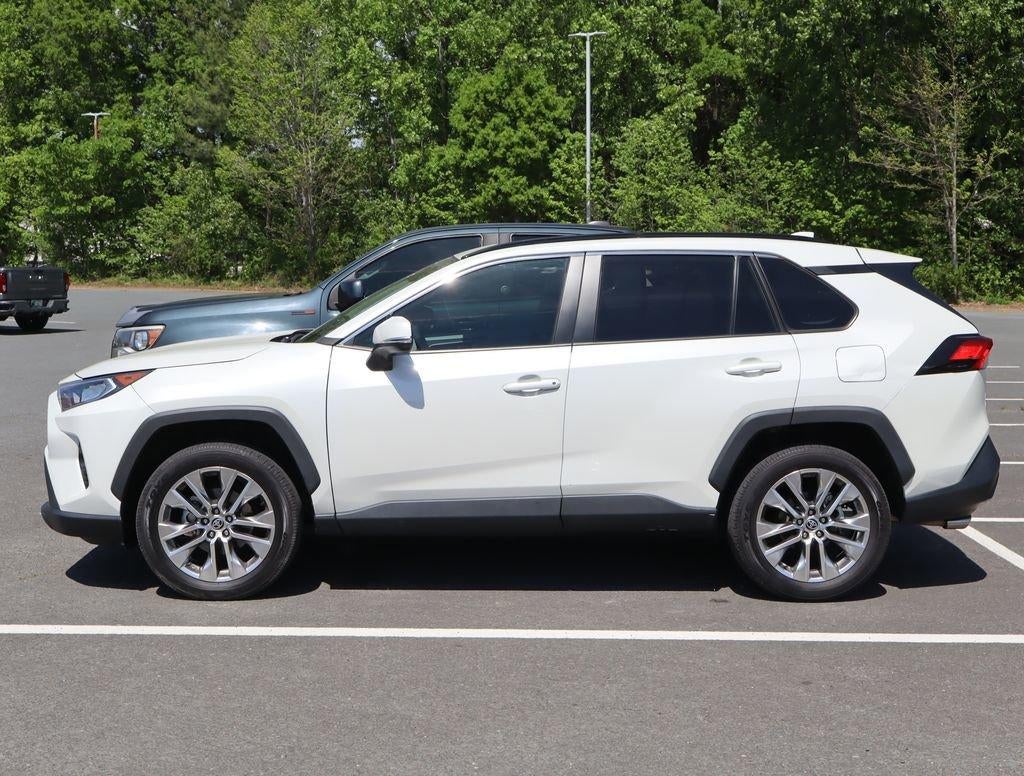 2021 Toyota RAV4 XLE Premium FWD