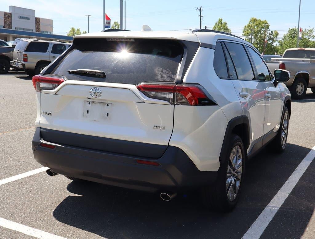 2021 Toyota RAV4 XLE Premium FWD