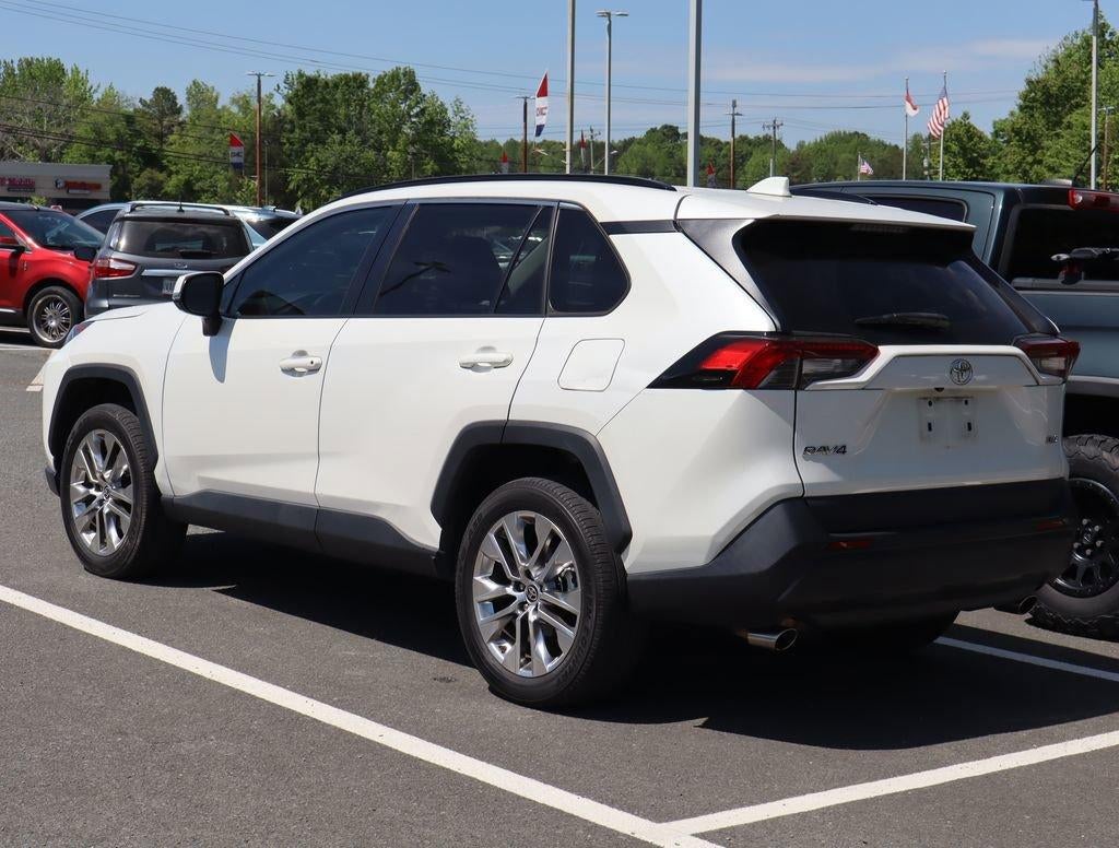 2021 Toyota RAV4 XLE Premium FWD