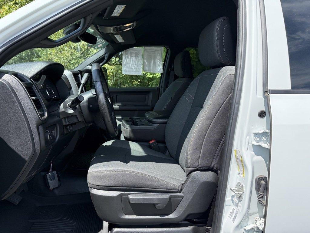 2024 RAM 3500 Tradesman 4x4 Crew Cab 8' Box