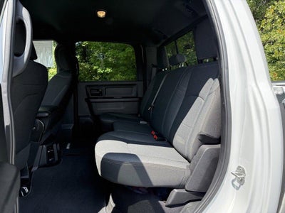 2024 RAM 3500 Tradesman 4x4 Crew Cab 8' Box