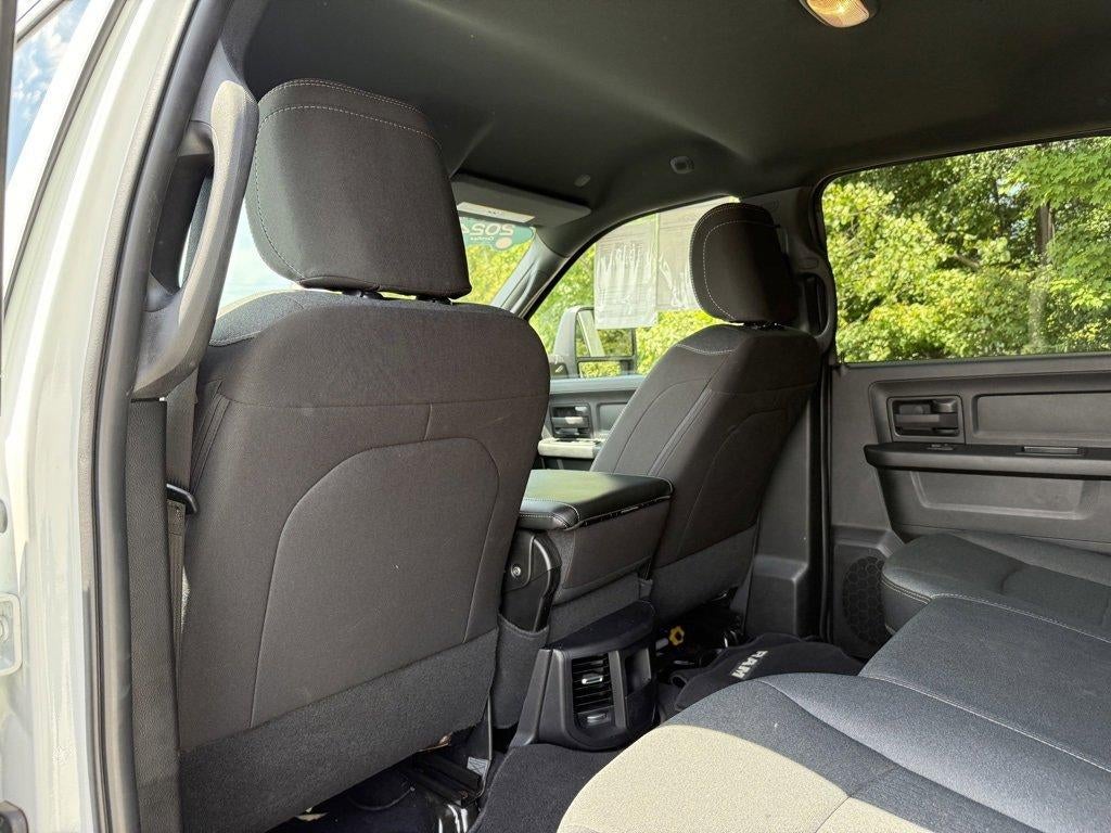 2024 RAM 3500 Tradesman 4x4 Crew Cab 8' Box