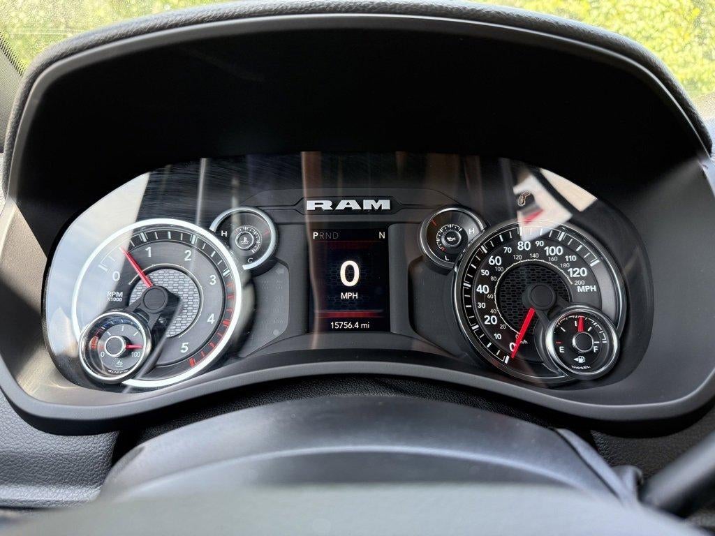 2024 RAM 3500 Tradesman 4x4 Crew Cab 8' Box