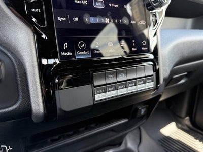 2024 RAM 3500 Tradesman 4x4 Crew Cab 8' Box