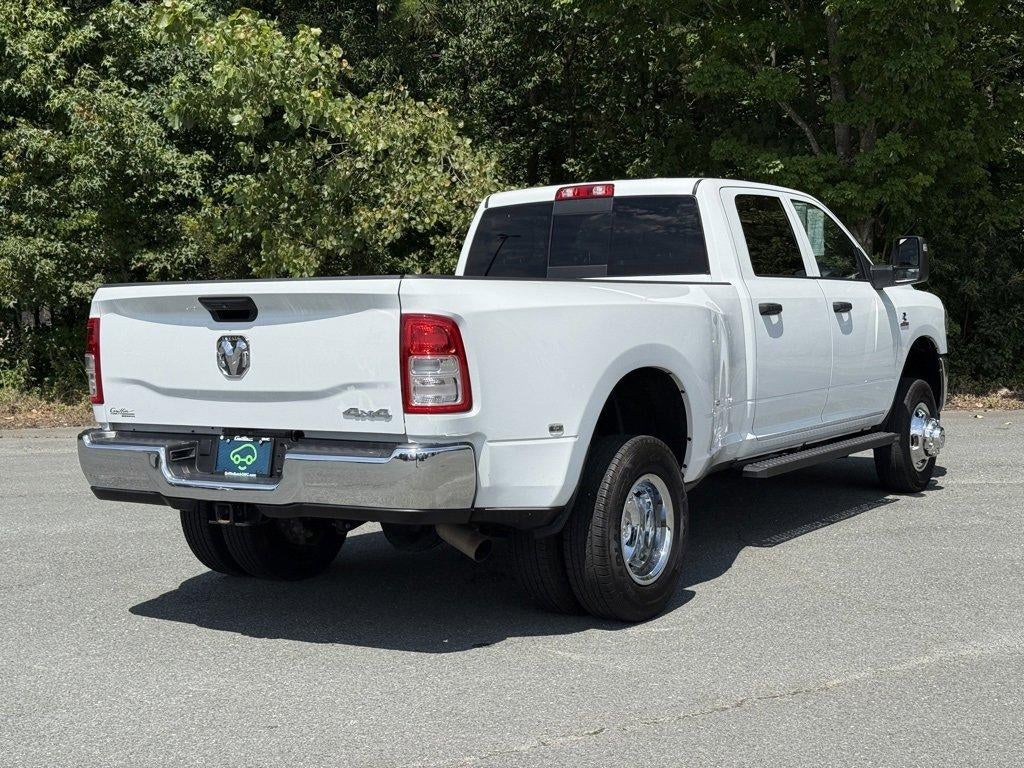 2024 RAM 3500 Tradesman 4x4 Crew Cab 8' Box