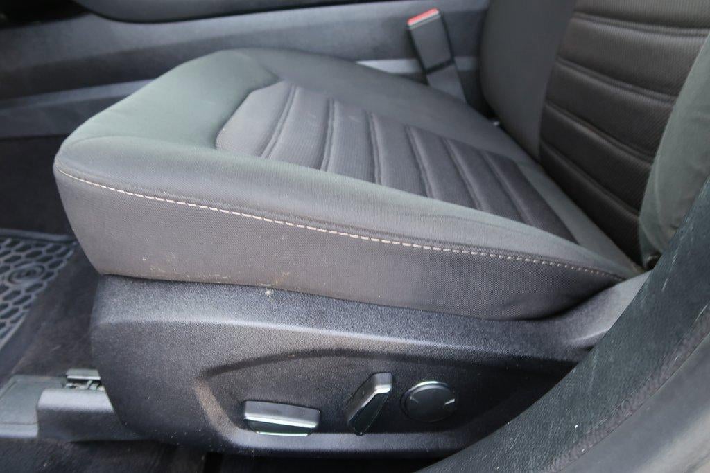 2020 Ford Fusion SE FWD