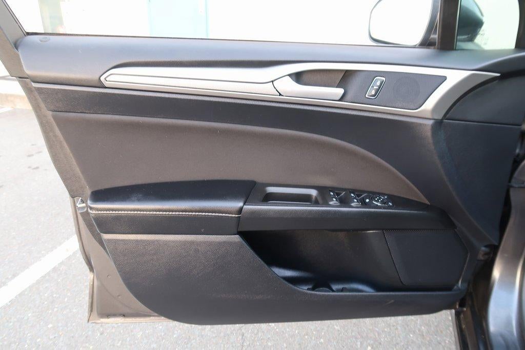 2020 Ford Fusion SE FWD