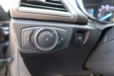 2020 Ford Fusion SE FWD