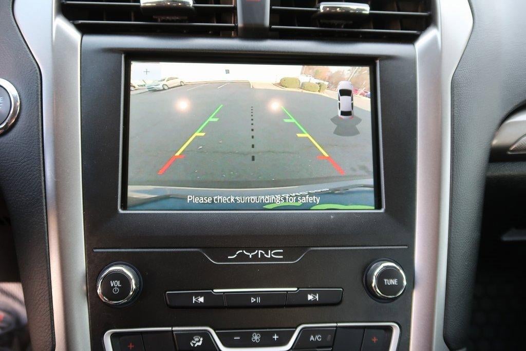 2020 Ford Fusion SE FWD