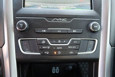 2020 Ford Fusion SE FWD