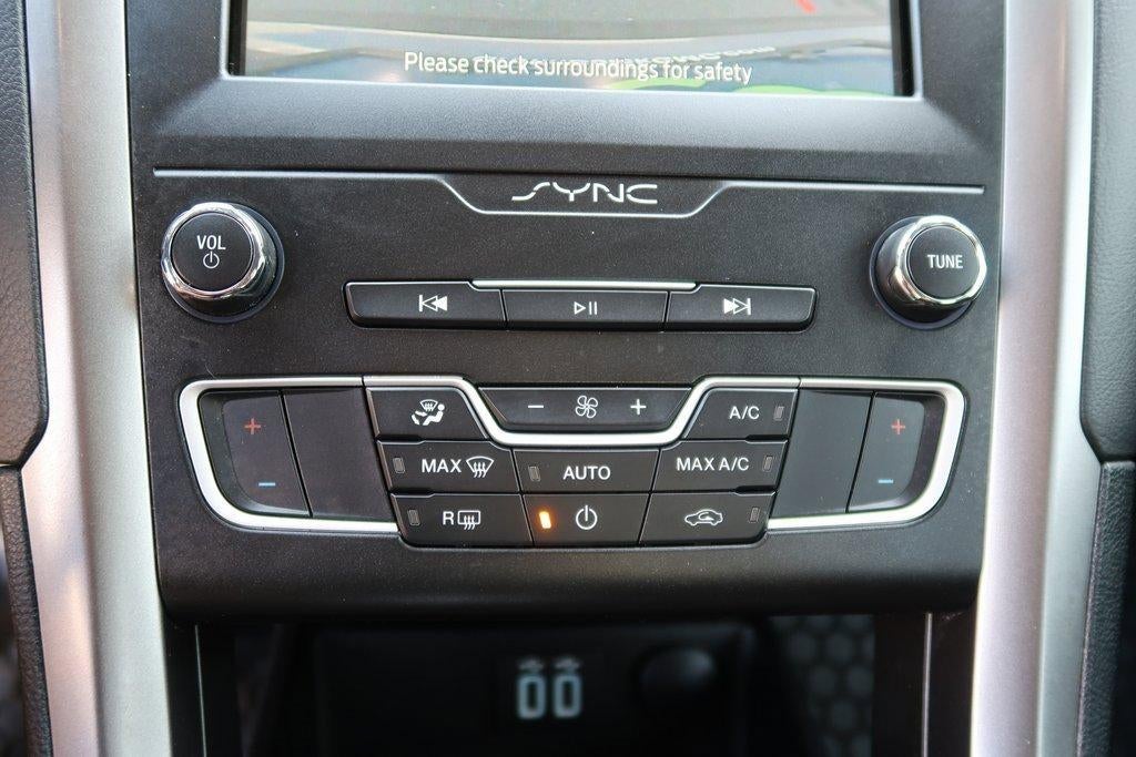 2020 Ford Fusion SE FWD