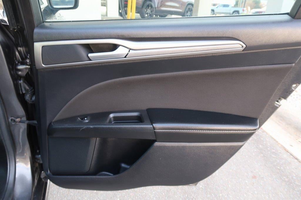 2020 Ford Fusion SE FWD