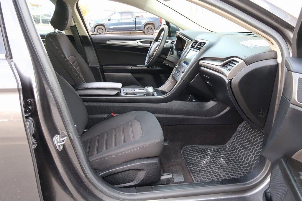 2020 Ford Fusion SE FWD