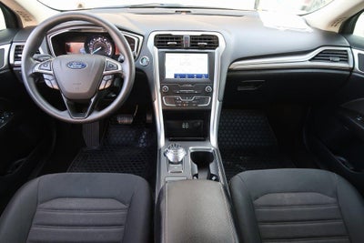 2020 Ford Fusion SE FWD