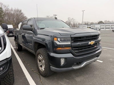 2018 Chevrolet Silverado 1500 4WD Crew Cab 143.5" LT w/2LT