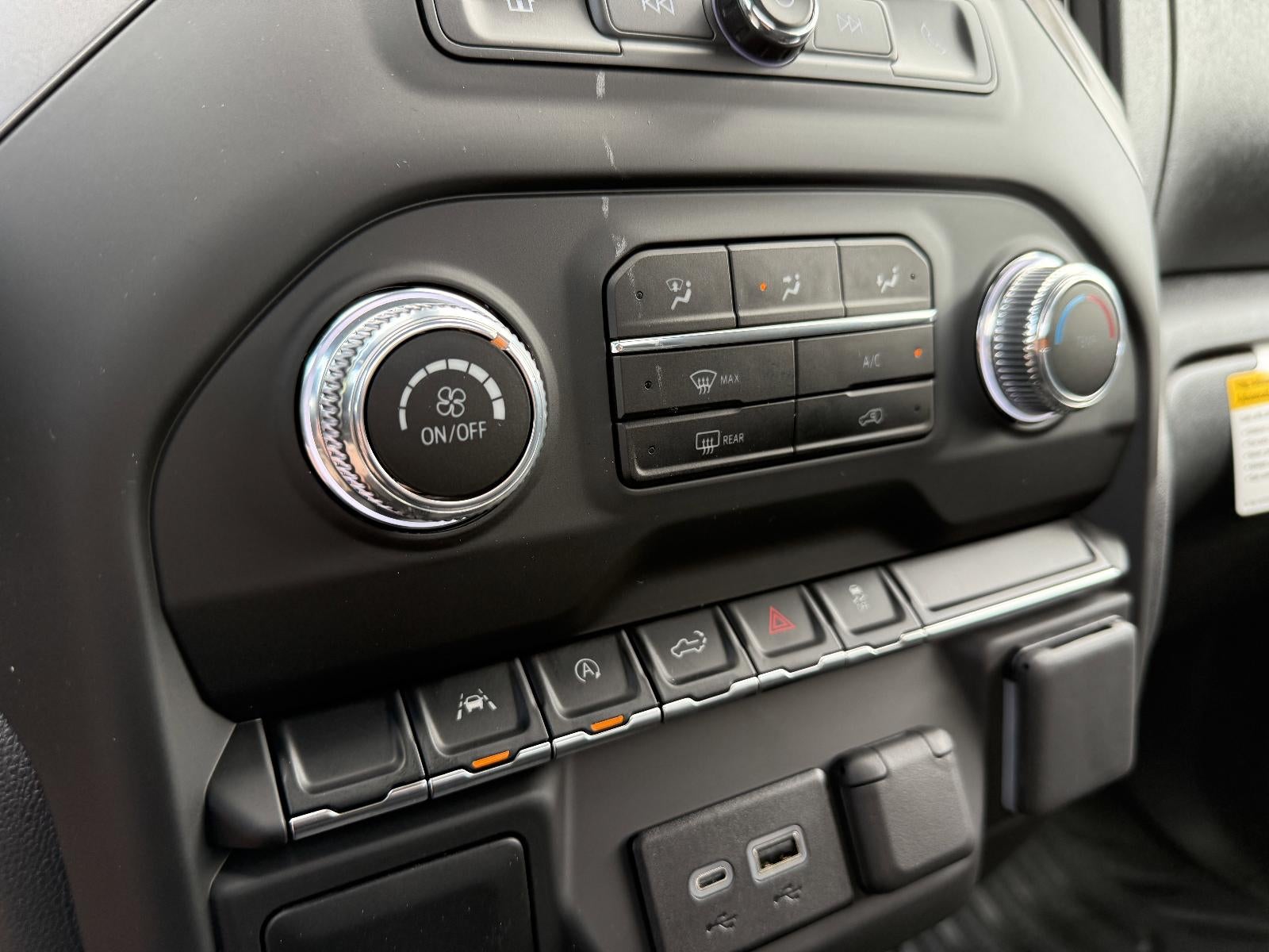 2025 GMC Sierra 1500 Pro