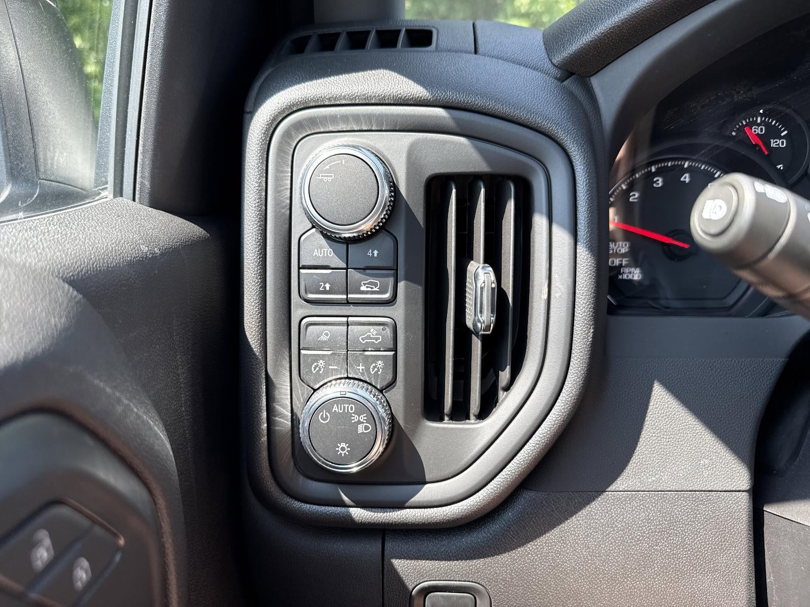 2025 GMC Sierra 1500 Pro