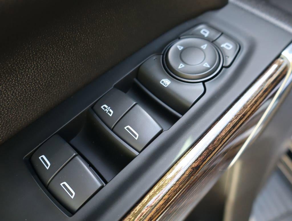 2022 GMC Sierra 1500 Limited 4WD Crew Cab 157" Elevation