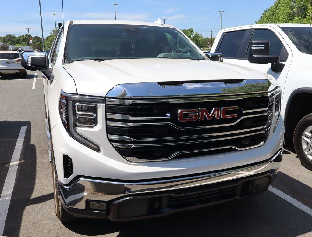 2022 GMC Sierra 1500 4WD Crew Cab 147" SLT