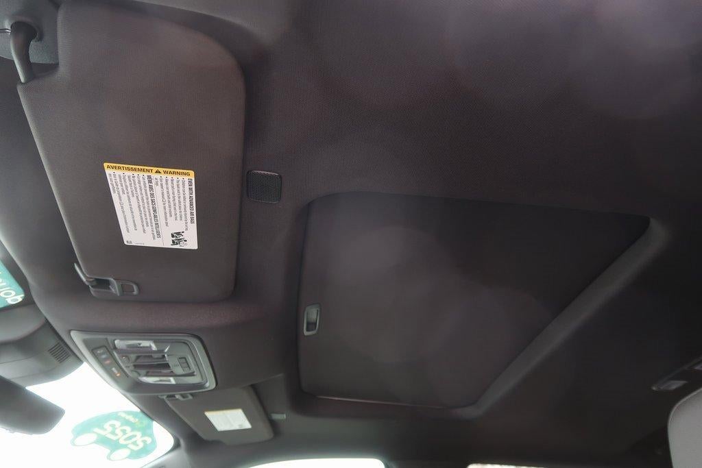 2022 GMC Sierra 1500 4WD Crew Cab 157" AT4