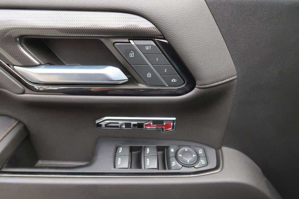 2022 GMC Sierra 1500 4WD Crew Cab 157" AT4