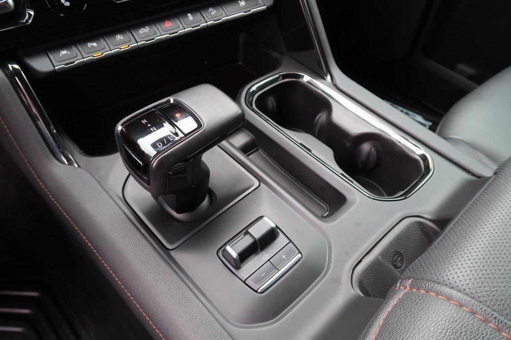 2022 GMC Sierra 1500 4WD Crew Cab 157" AT4