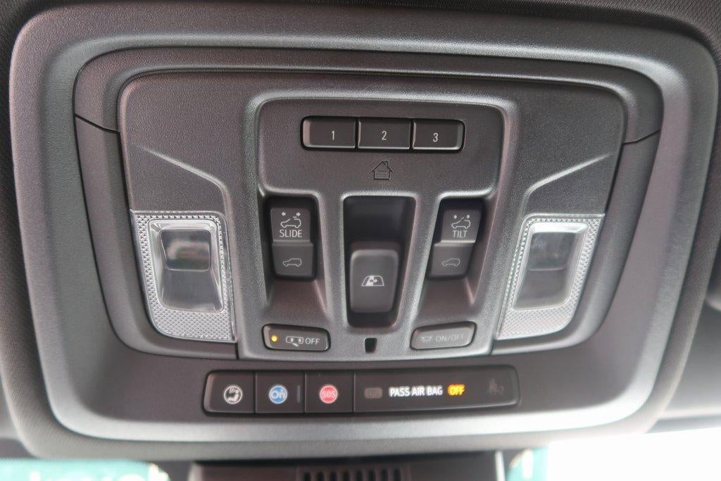 2022 GMC Sierra 1500 4WD Crew Cab 157" AT4