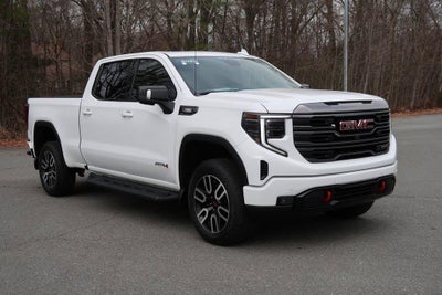 2022 GMC Sierra 1500 4WD Crew Cab 157" AT4