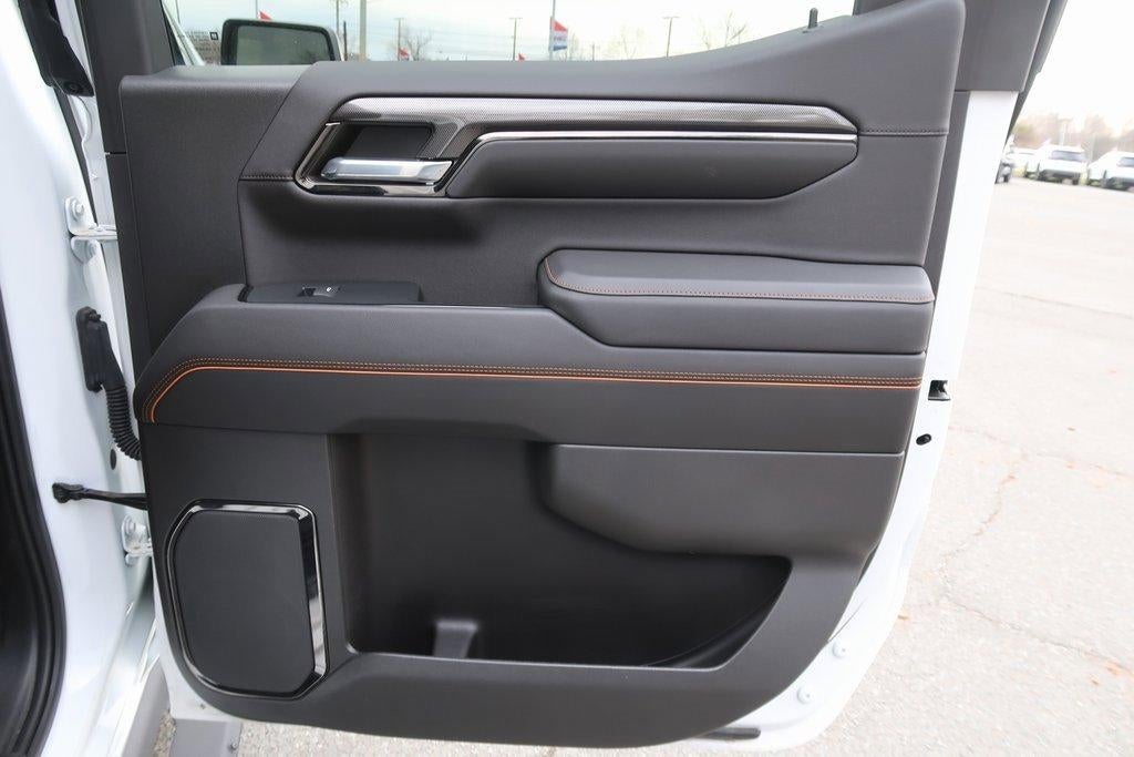 2022 GMC Sierra 1500 4WD Crew Cab 157" AT4