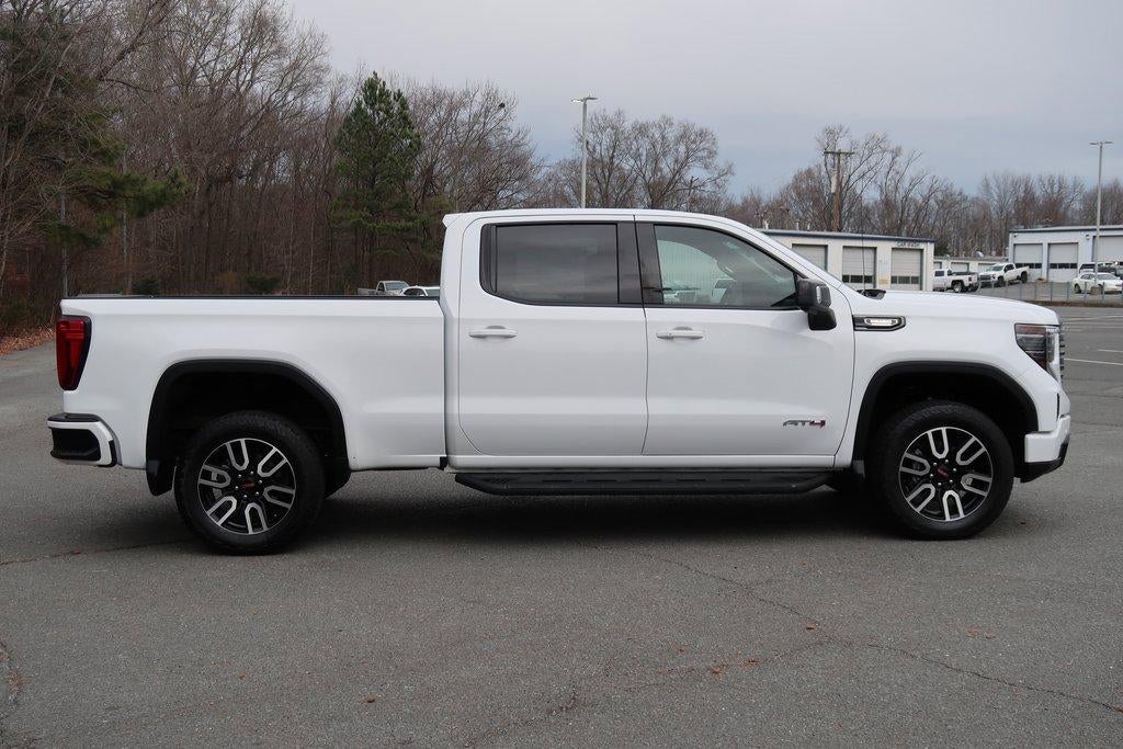 2022 GMC Sierra 1500 4WD Crew Cab 157" AT4