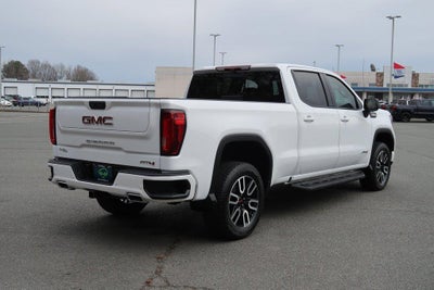 2022 GMC Sierra 1500 4WD Crew Cab 157" AT4