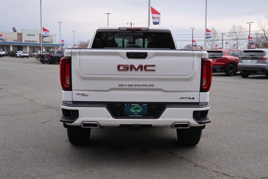 2022 GMC Sierra 1500 4WD Crew Cab 157" AT4