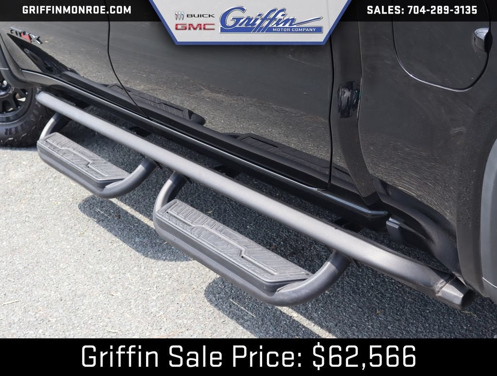 2025 GMC Sierra 1500 AT4X