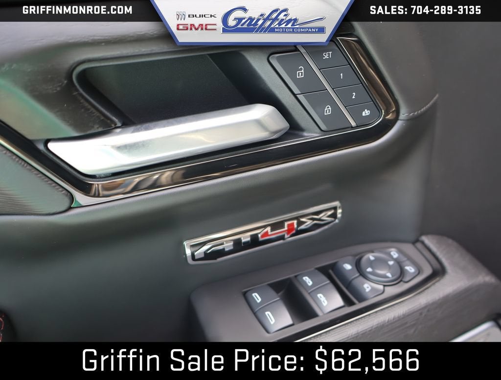 2025 GMC Sierra 1500 AT4X