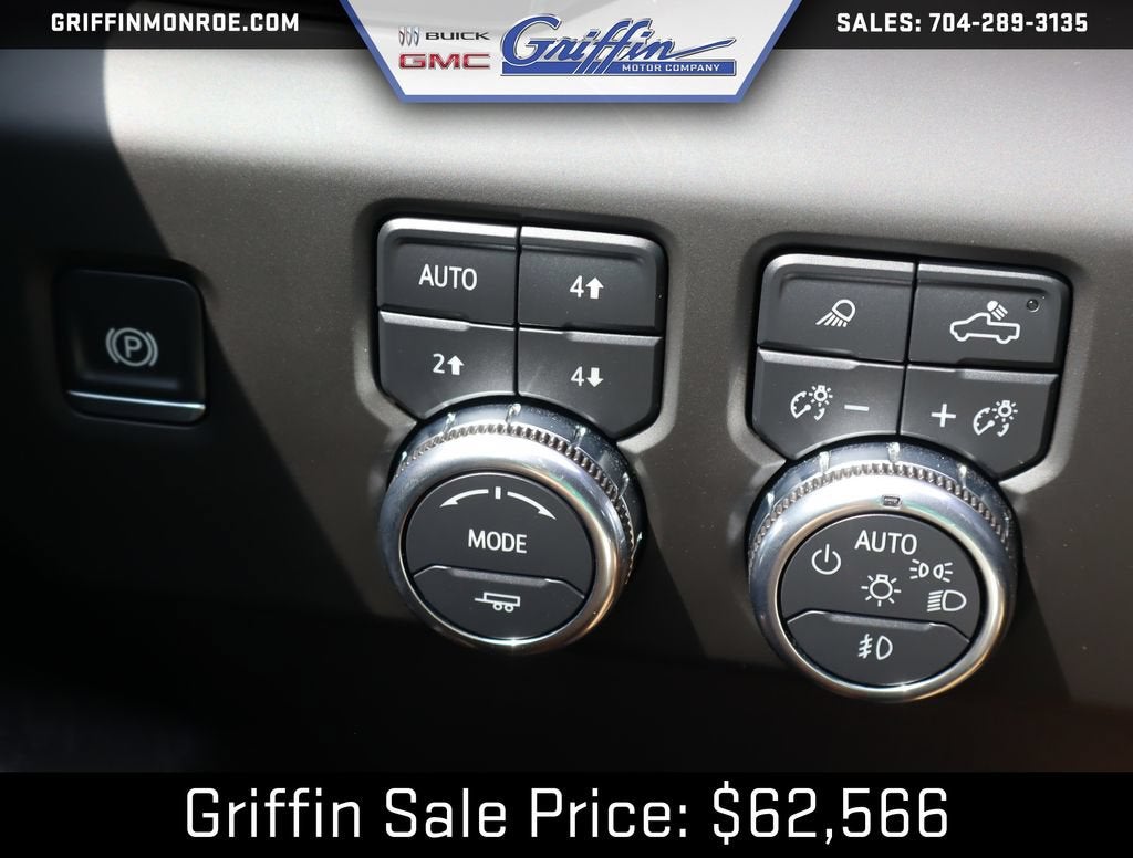 2025 GMC Sierra 1500 AT4X