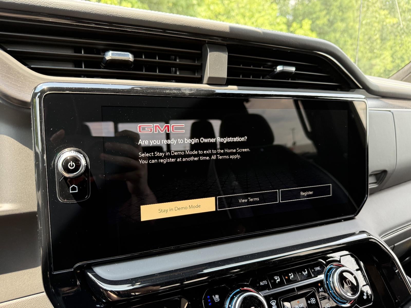 2025 GMC Sierra 1500 AT4X