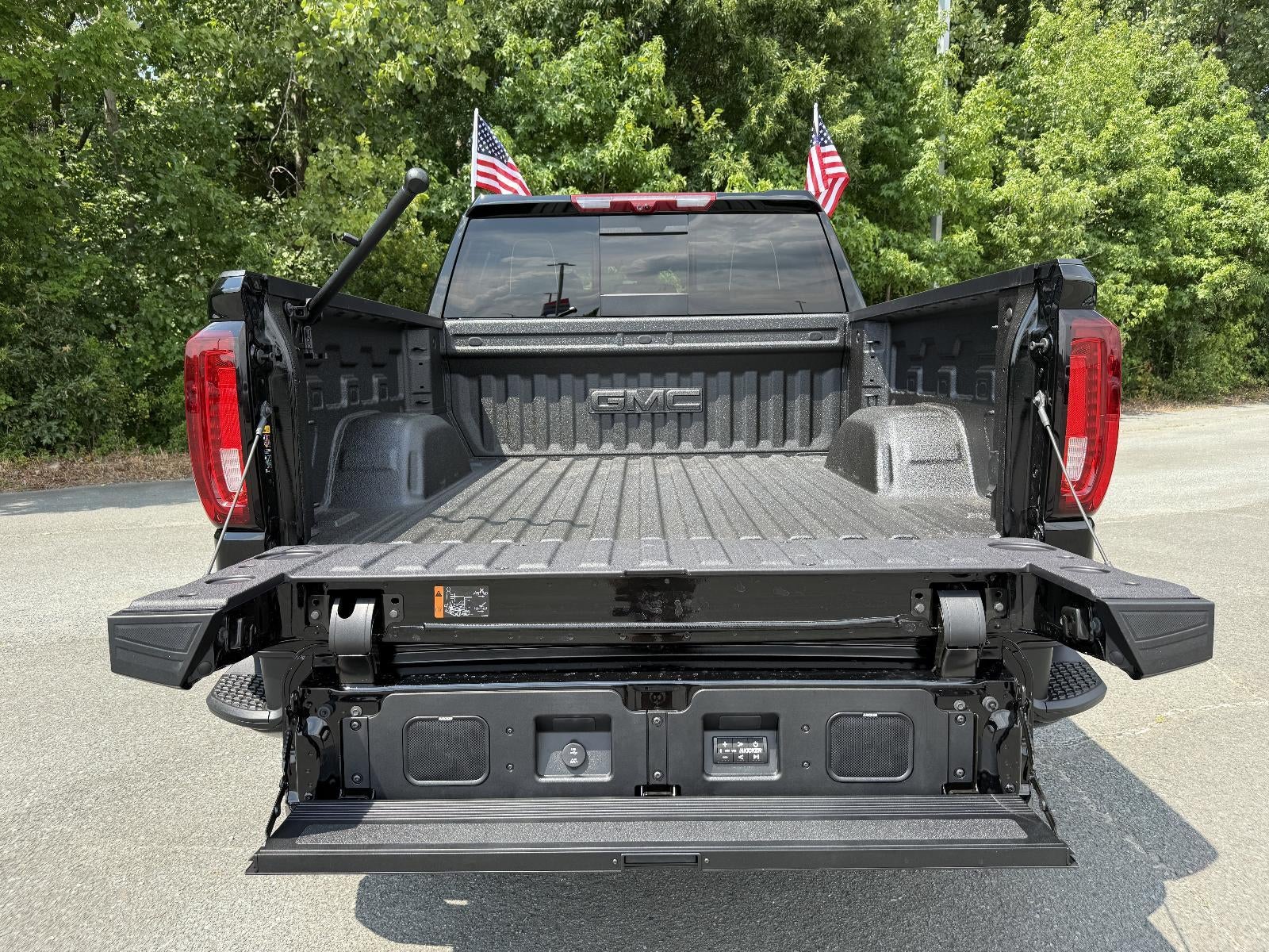 2025 GMC Sierra 1500 AT4X