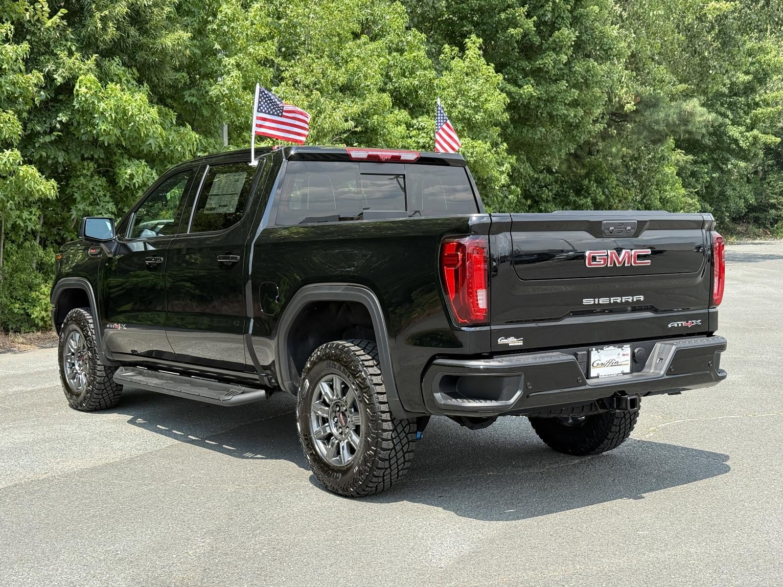 2025 GMC Sierra 1500 AT4X