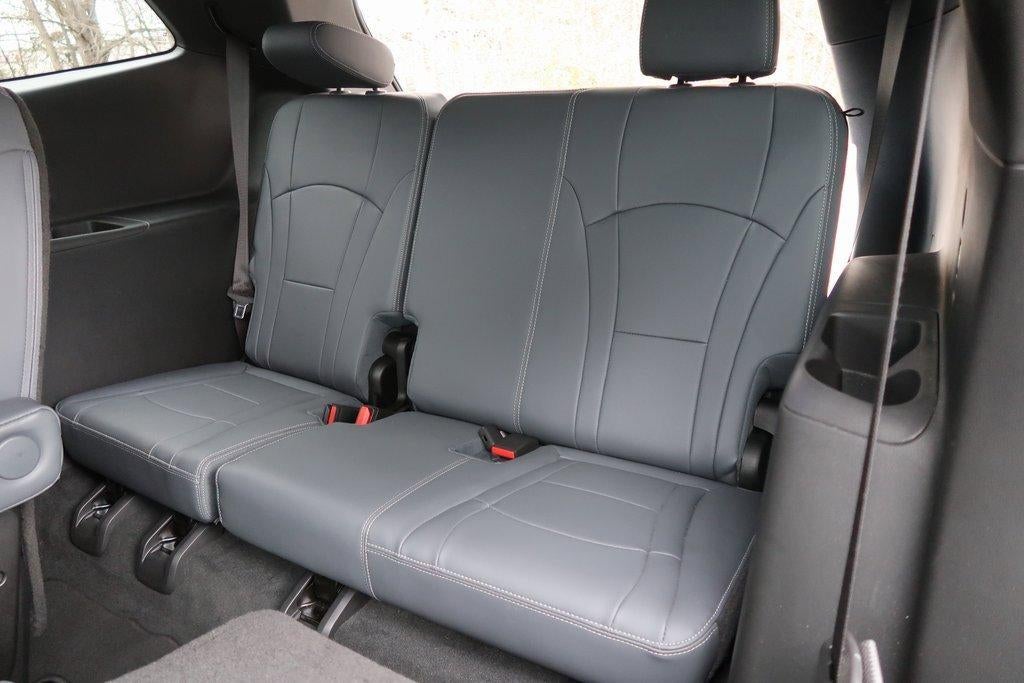 2023 Buick Enclave FWD 4dr Essence