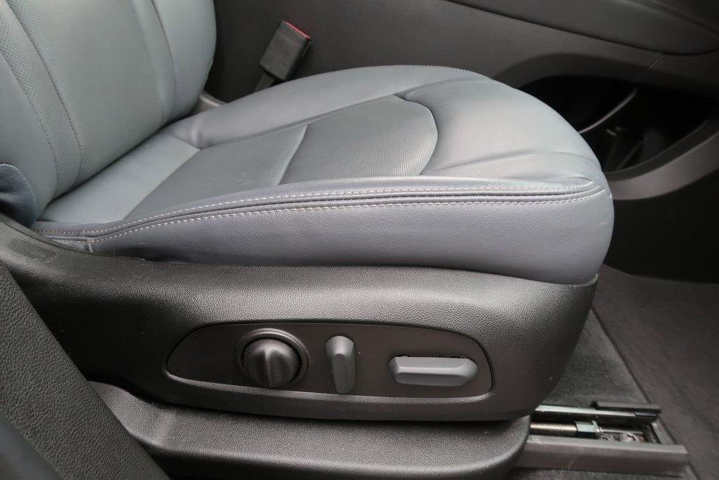 2023 Buick Enclave FWD 4dr Essence