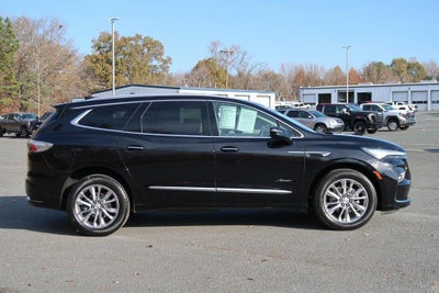 2022 Buick Enclave AWD 4dr Avenir